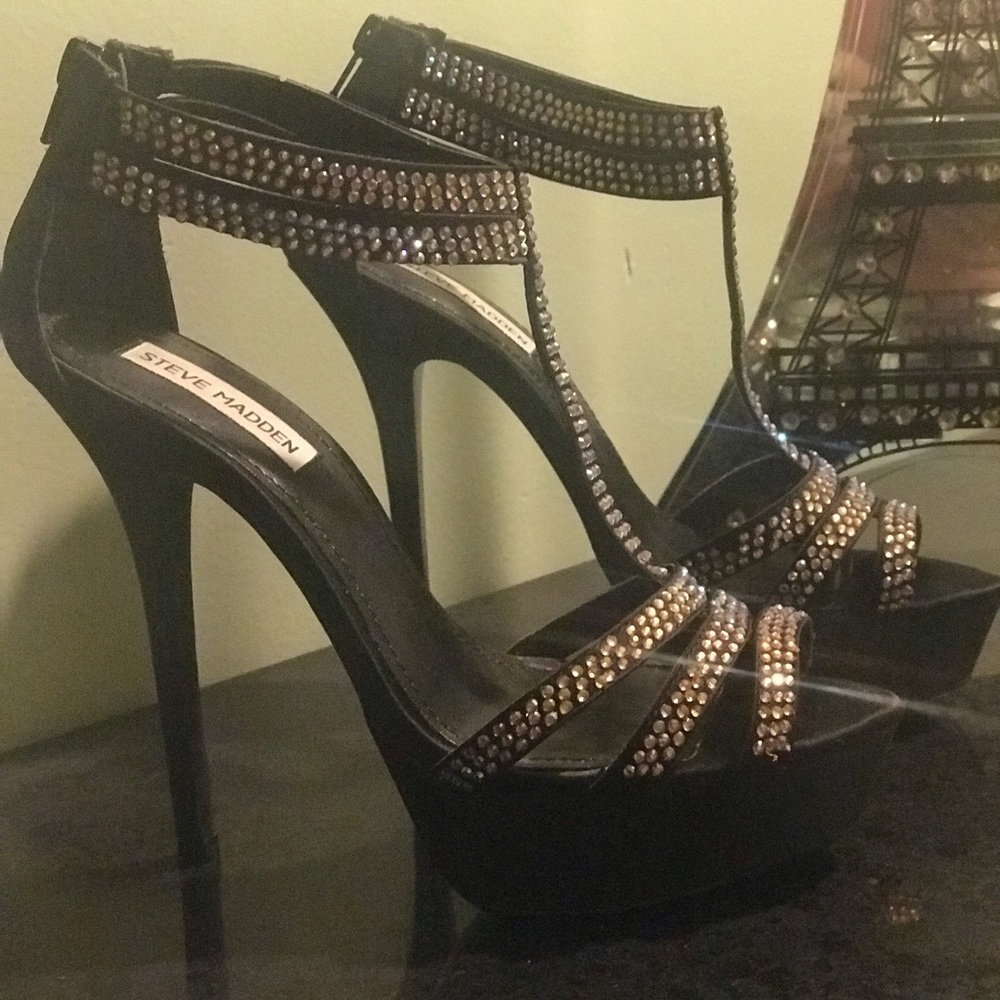 Steve Madden RHINESTONE HEELS size 9